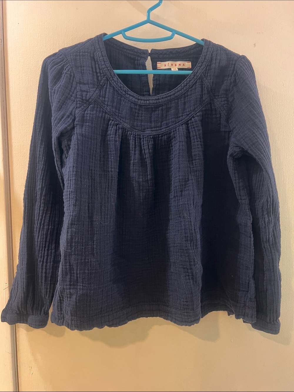 XiRENA Navy Blue Cotton Gauze Long-Sleeve Peasant Top